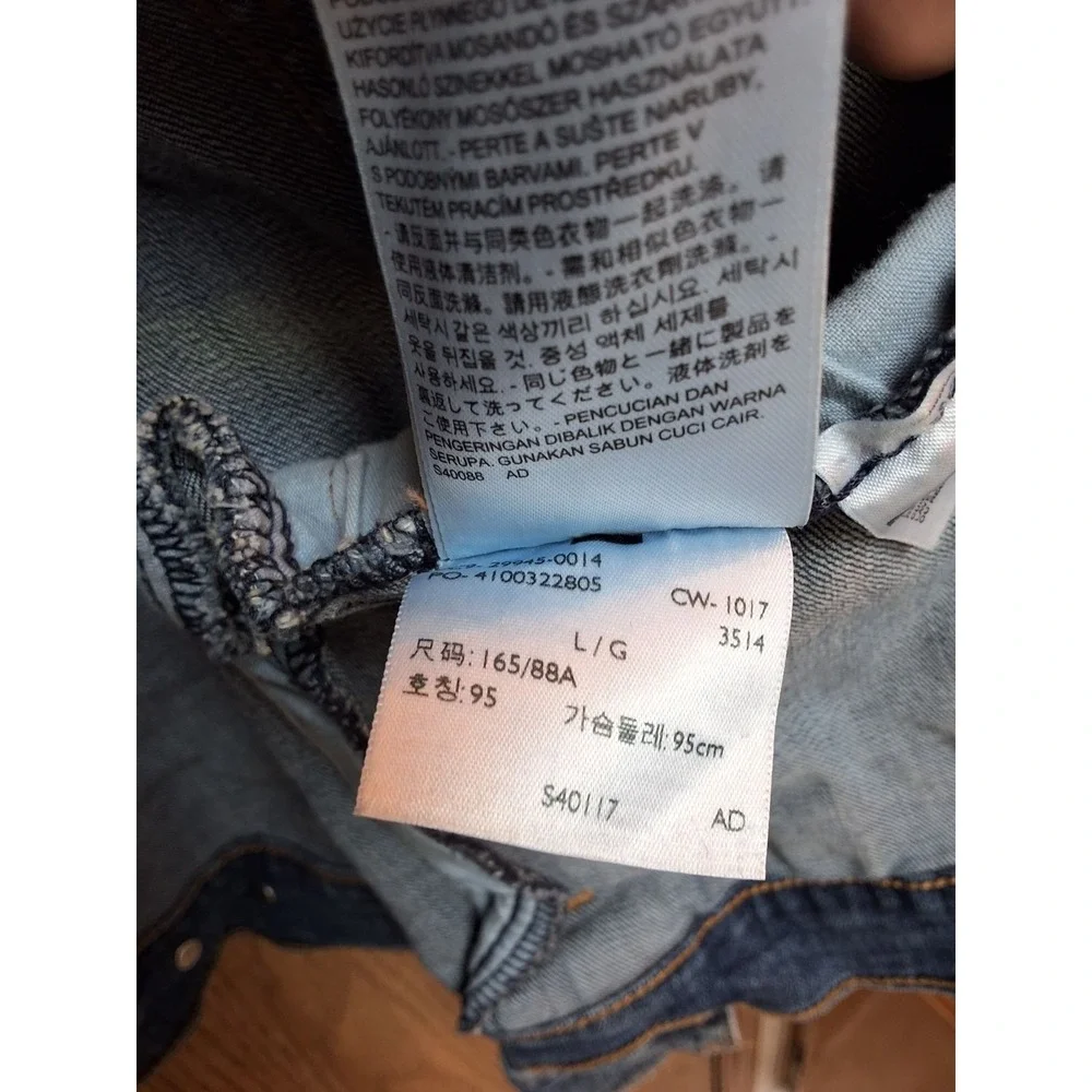 Levis Classic Denim Jacket Youth L/G‎ Slim Fit Medium Wash 19